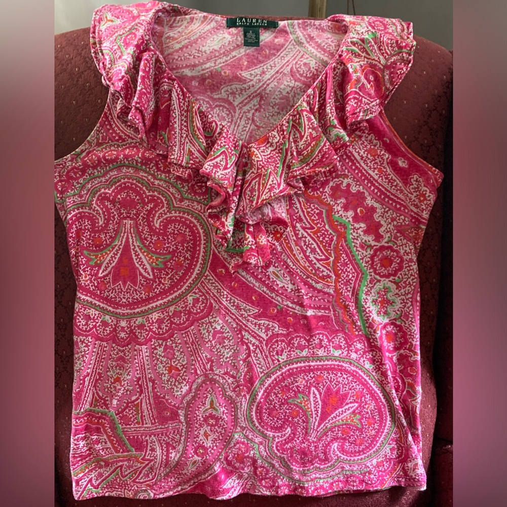 Lauren/Ralph Lauren,Sz Small sleeveless V neck ruffled shirt .